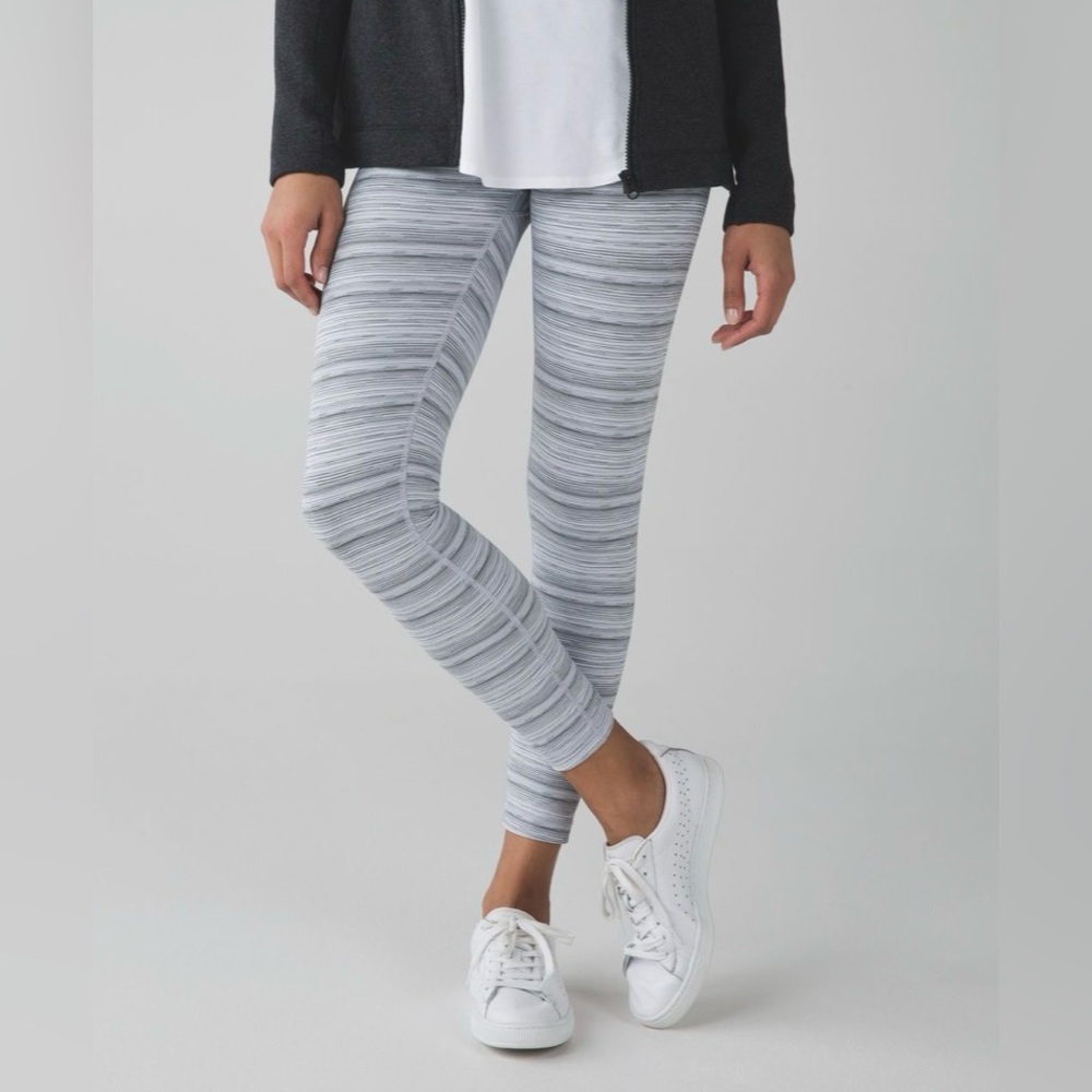 Lululemon High Times Pant
Cyber Stripe White Silver Fox